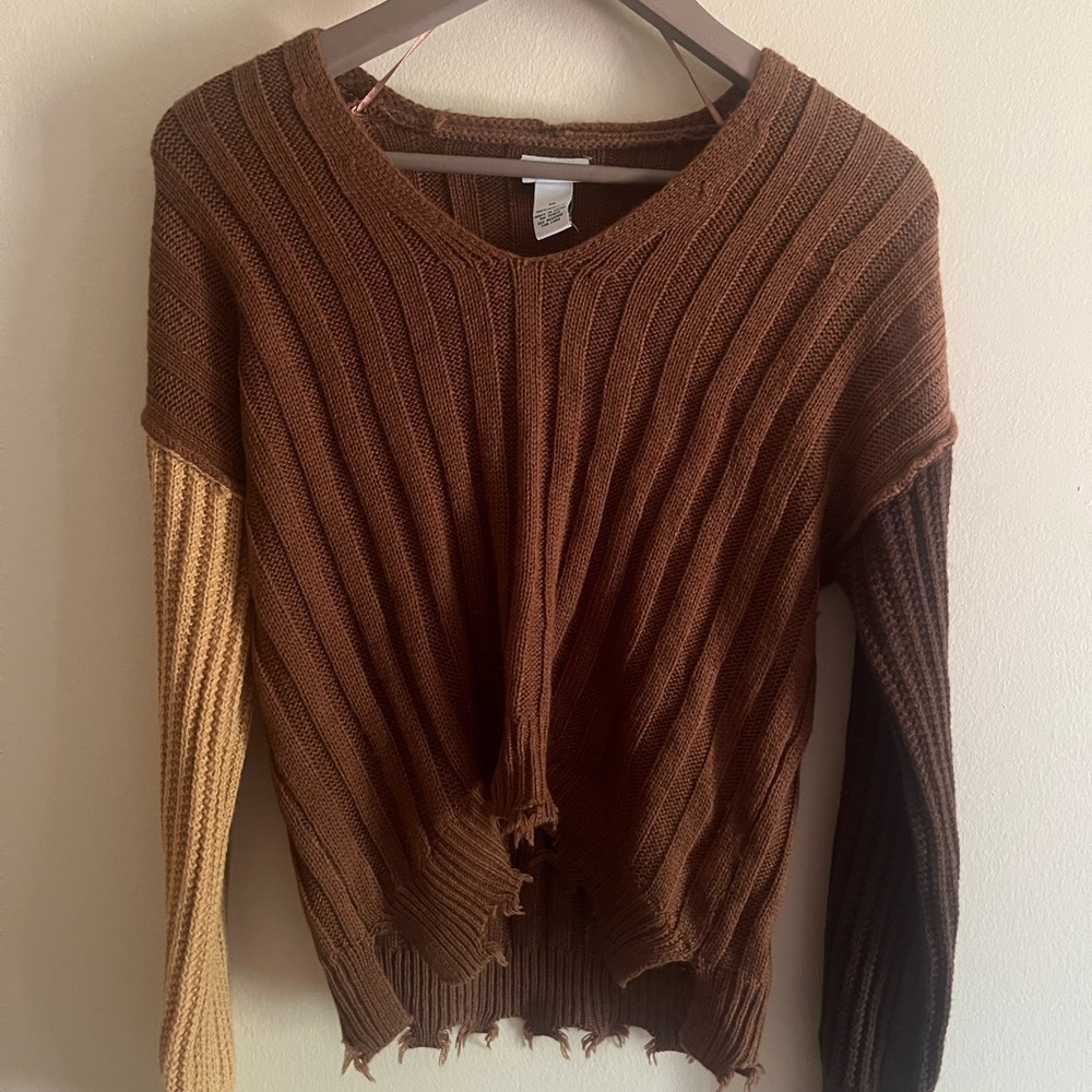 Tri-Toned Color Block Light Distress Brown and Tan Women's Sweater - NWOT